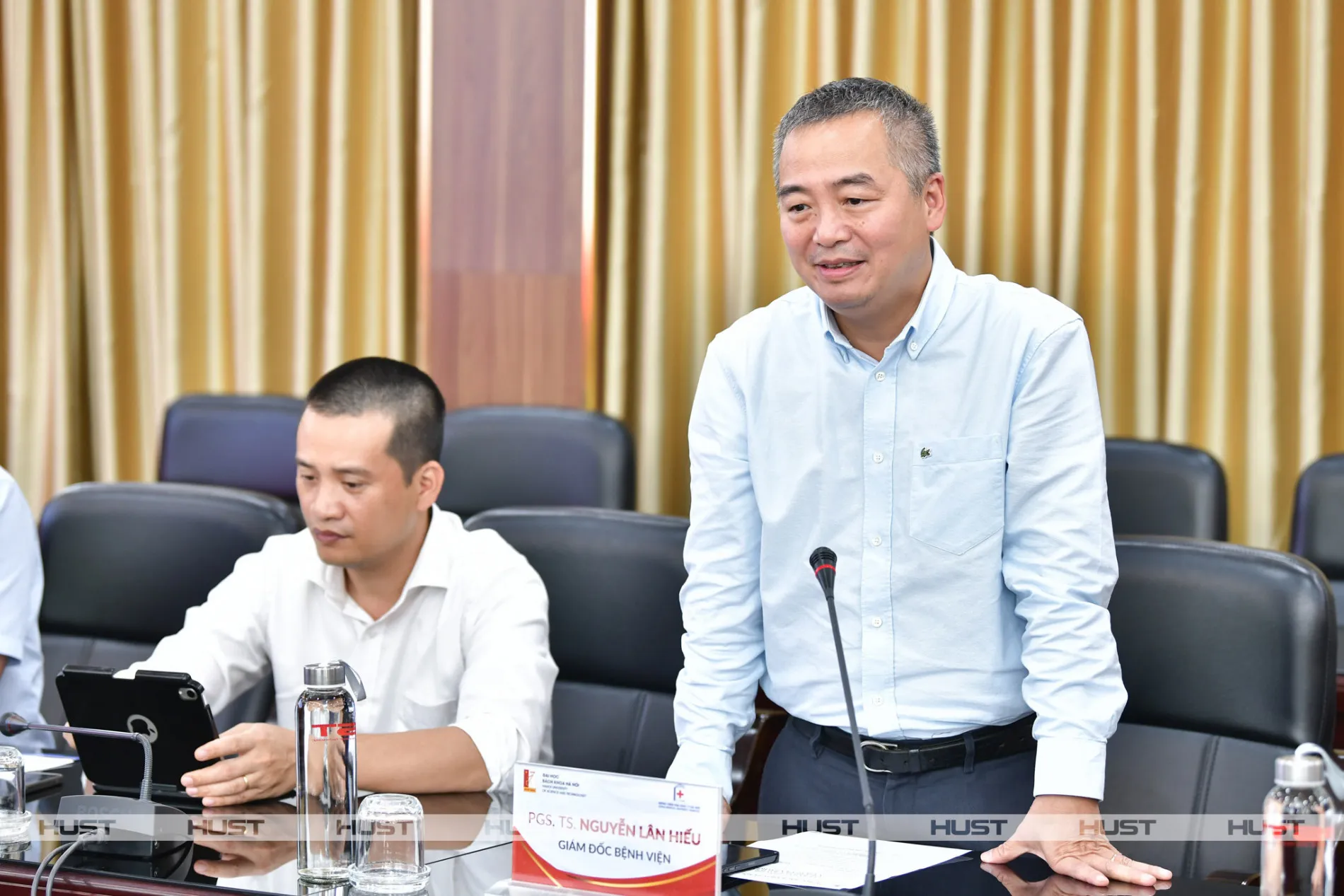 PGS. Nguyễn Lân Hiếu, Giám đốc Bệnh viện Đại học Y Hà Nội, phát biểu về tầm quan trọng của hợp tác kỹ thuật y học, định hình sơ đồ y tế tương lai.