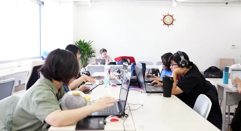 Sinh viên thi khối D để vào ngành công nghệ thông tin tại các trường đại học