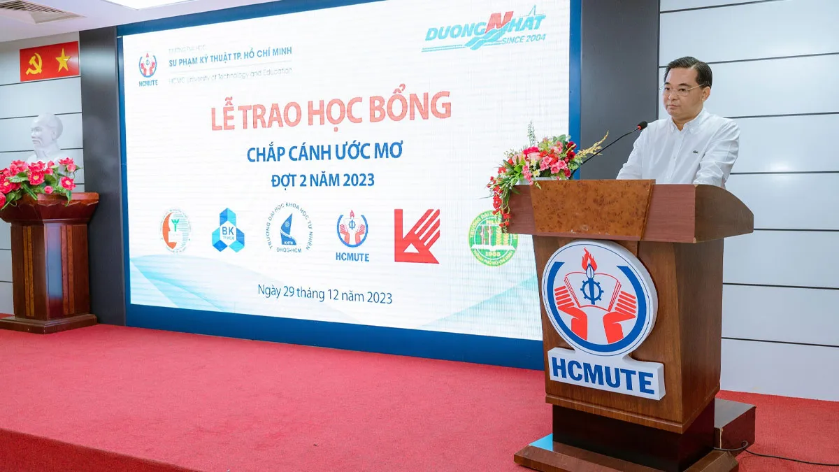 Chính sách học bổng và miễn giảm học phí hỗ trợ sinh viên HCMUTE