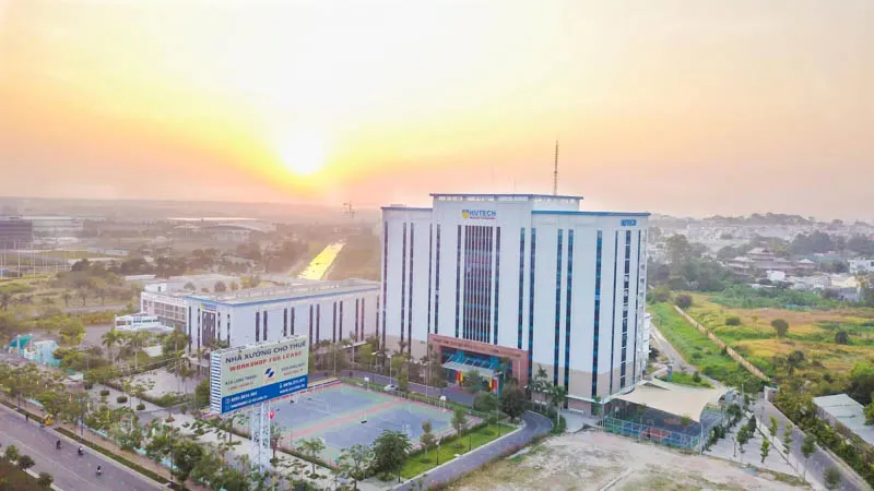 Sinh viên Đại học Công nghệ TP.HCM (HUTECH) tham gia buổi học chuyên đề
